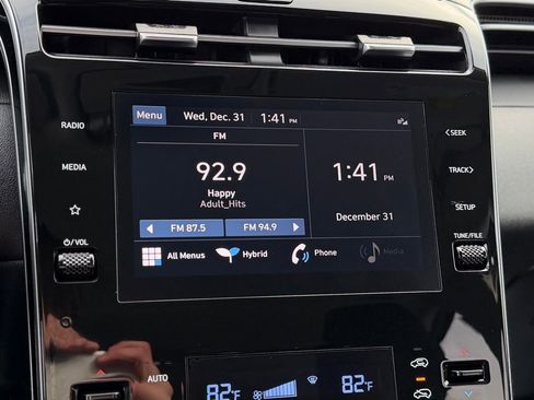 Used 2023 Hyundai Tucson Blue image 14