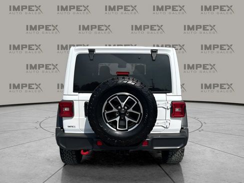 Used 2025 Jeep Wrangler Unlimited Rubicon w/ Convenience Group image 4