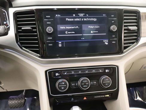 Used 2022 Volkswagen Atlas SEL image 10