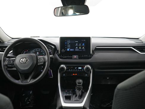 Used 2024 Toyota RAV4 LE AWD/4WD image 13