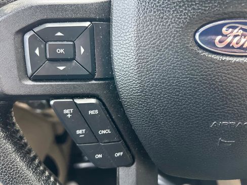 Used 2015 Ford F150 XLT w/ Equipment Group 302A Luxury image 21