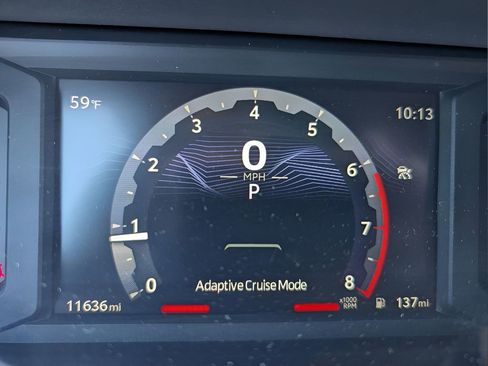 Certified 2025 Toyota Tacoma SR5 AWD/4WD image 11