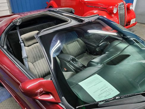 Used 1995 Pontiac Firebird Formula image 61