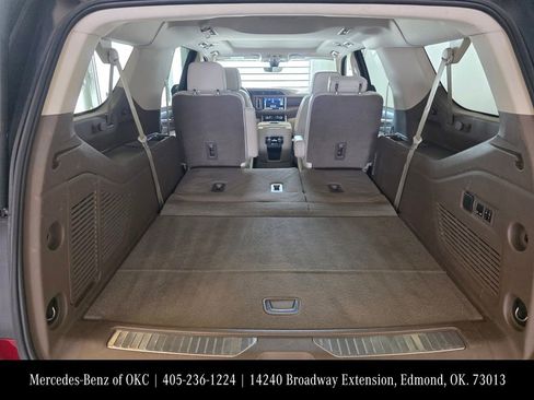 Used 2021 GMC Yukon XL Denali w/ Advanced Technology Package image 25