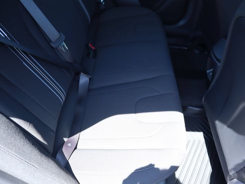 New 2026 Hyundai Elantra Sport FWD image 19
