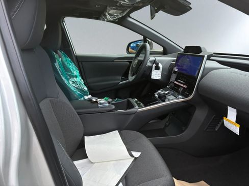 Used 2025 Toyota bZ4X FWD w/ Weather Package image 20