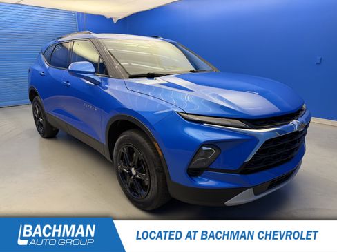 Used 2024 Chevrolet Blazer LT w/ Convenience Package FWD image 1