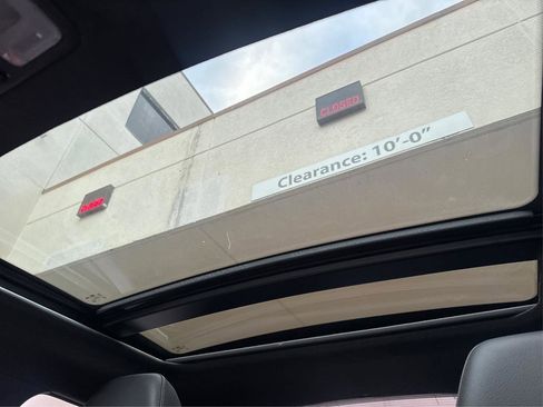 Used 2016 Hyundai Veloster Turbo w/ Option Group 04 image 19