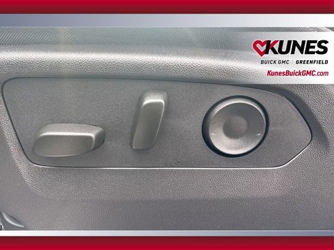 New 2025 GMC Sierra 2500 SLE image 22