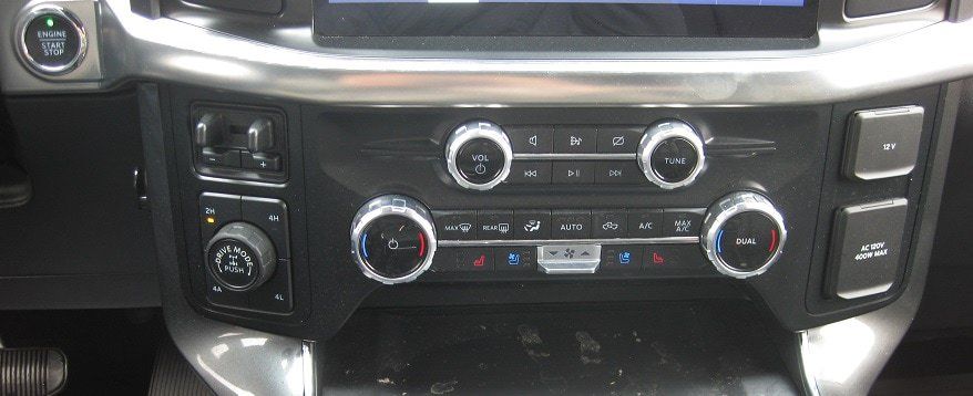 Used 2023 Ford F150 Lariat AWD/4WD image 14