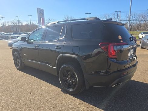 Used 2020 GMC Acadia AT4 w/ GMC Pro Grade Package image 5