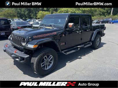 Used 2024 Jeep Gladiator Mojave
