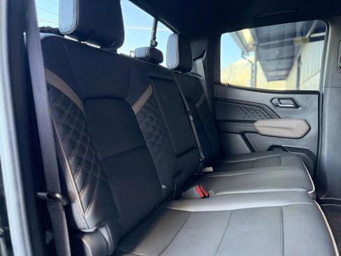 Used 2023 GMC Canyon Denali w/ Denali Black Edition image 18