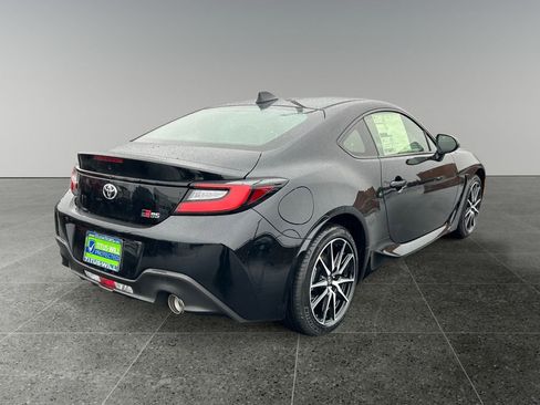 New 2026 Toyota GR86 Base image 7