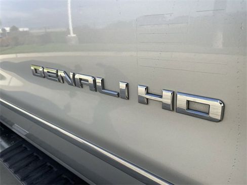 Used 2019 GMC Sierra 2500 Denali w/ Duramax Plus Package image 29