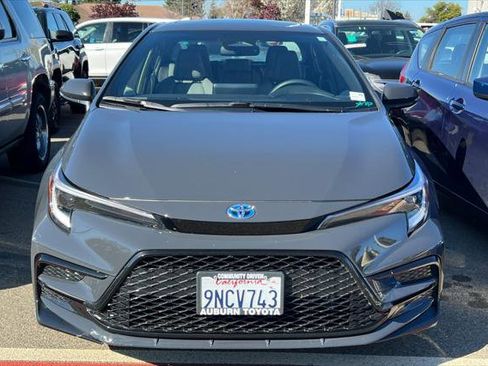 Certified 2024 Toyota Corolla SE w/ SE Package image 6