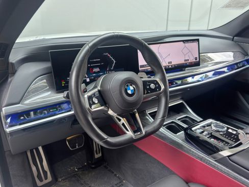 Used 2023 BMW 740i RWD image 14