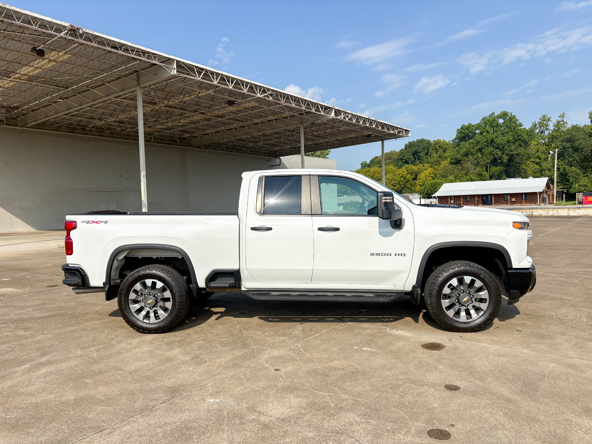 Used 2025 Chevrolet Silverado 2500 Custom w/ Custom Convenience Package AWD/4WD image 13