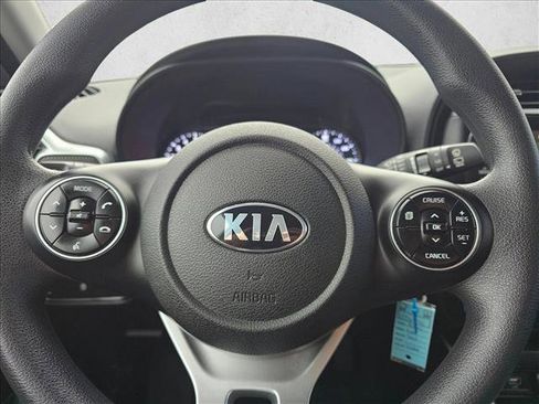Used 2020 Kia Soul LX image 22