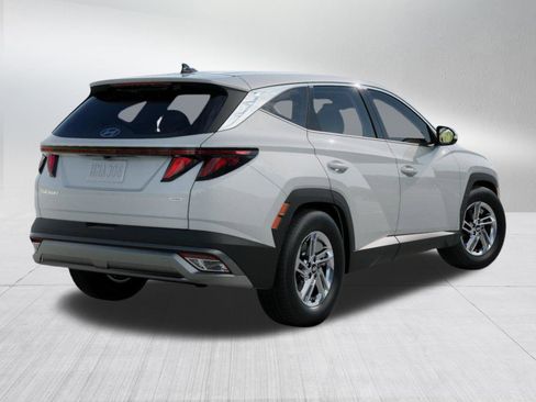 New 2026 Hyundai Tucson SE image 4