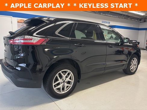 Used 2023 Ford Edge SEL w/ Convenience Package image 4