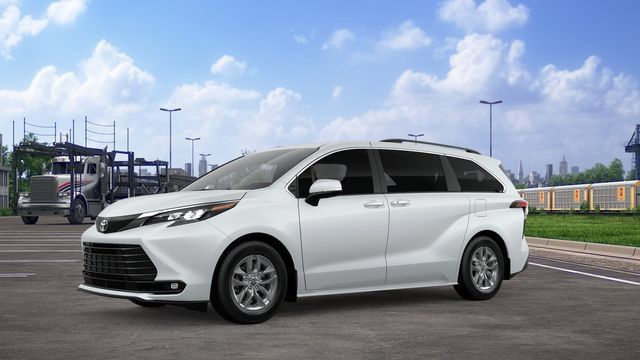 New 2026 Toyota Sienna XLE FWD image 4