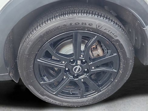 Certified 2022 Nissan Kicks SR w/ Interior Electronics Package image 20