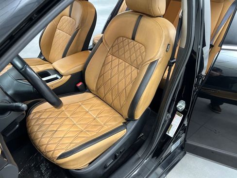 Used 2022 Nissan Sentra SV w/ SV Premium Package image 9