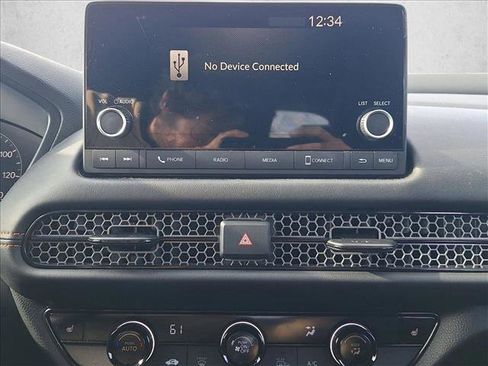 Used 2023 Honda HR-V Sport image 10