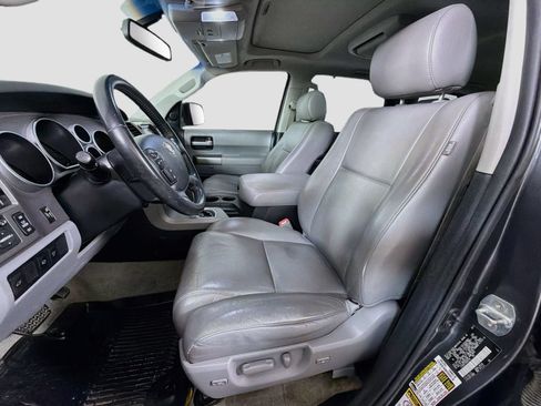 Used 2011 Toyota Sequoia Limited AWD/4WD image 12