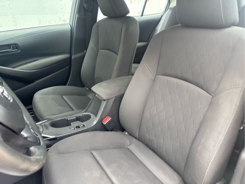 Used 2024 Toyota Corolla LE FWD image 28