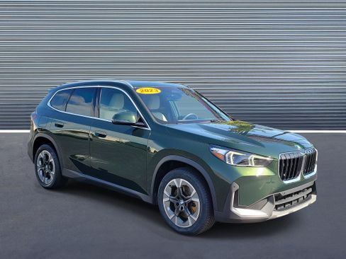 Used 2023 BMW X1 xDrive28i w/ Convenience Package AWD/4WD image 2