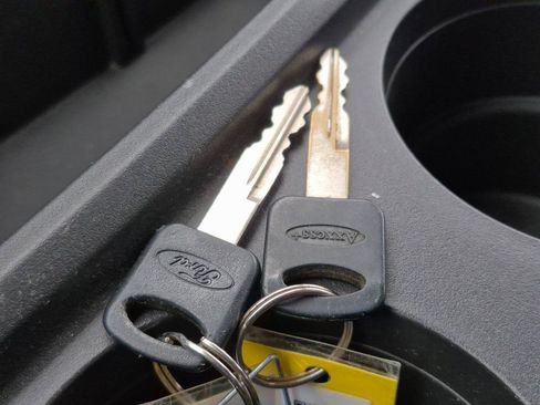 Used 2012 Ford E-350 and Econoline 350 XLT image 20