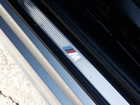 Used 2011 BMW 335i Convertible image 38