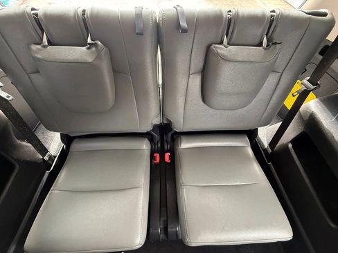 Used 2013 Toyota 4Runner SR5 w/ Convenience Pkg image 17