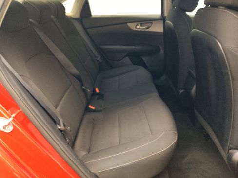 Used 2019 Kia Forte LXS FWD image 19