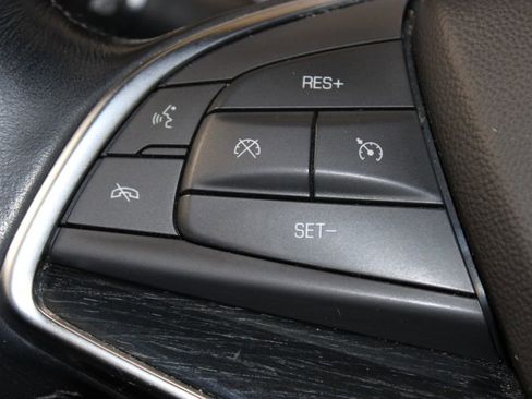 Used 2024 Cadillac XT5 Premium Luxury AWD/4WD image 39