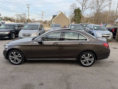 Used 2016 Mercedes-Benz C 300 4MATIC Sedan image 3