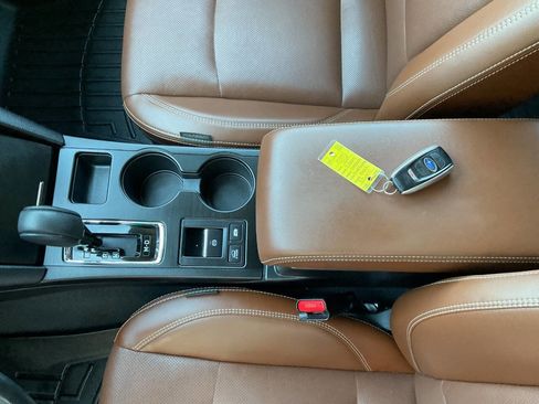 Used 2019 Subaru Outback 3.6R Touring w/ Popular Package #3A AWD/4WD image 30