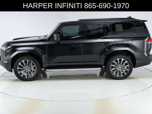 Used 2024 Lexus GX 550 w/ Accessory Package (31) AWD/4WD image 2