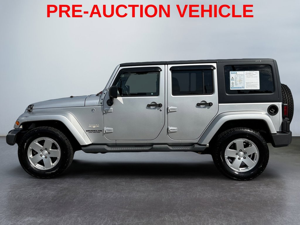 Used 2011 Jeep Wrangler Unlimited Sahara w/ Connectivity Group AWD/4WD image 6