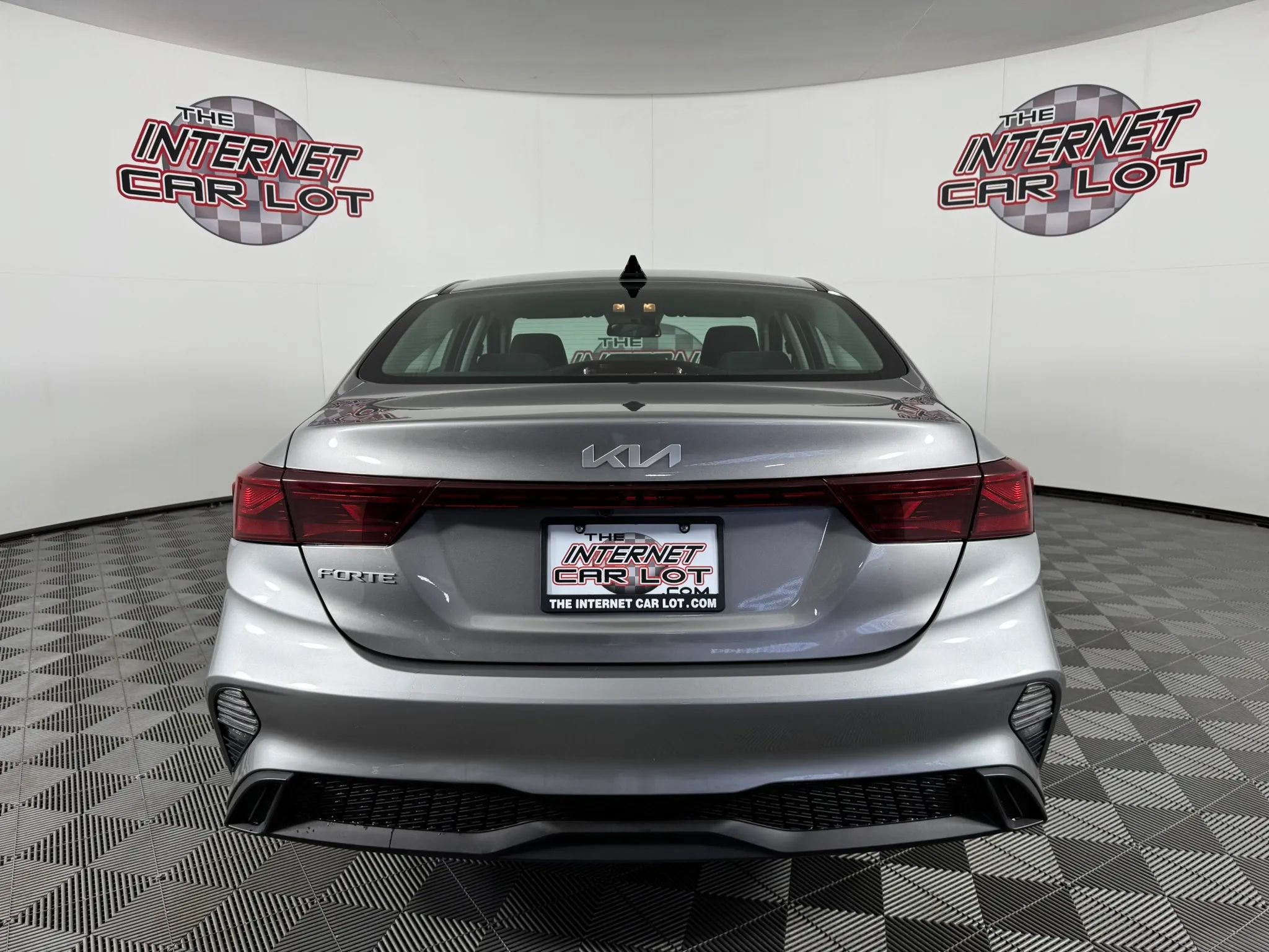 Used 2023 Kia Forte LXS FWD image 6
