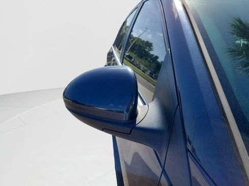 Used 2015 Chevrolet Cruze LT image 8