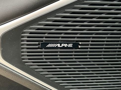New 2026 Jeep Grand Wagoneer 4WD image 18