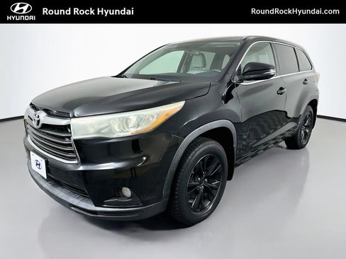 Used 2015 Toyota Highlander Plus AWD/4WD image 1