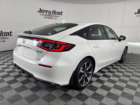 Used 2025 Honda Civic Sport Touring image 7