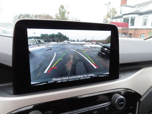 Used 2022 Ford Escape SE w/ Convenience Package image 25