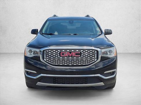 Used 2018 GMC Acadia Denali w/ Technology Package FWD image 2