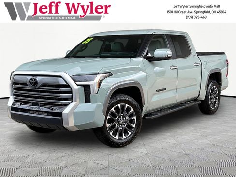 Used 2025 Toyota Tundra Limited AWD/4WD image 1