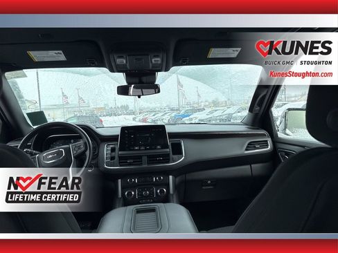 Used 2023 GMC Yukon SLE image 37